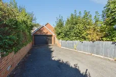 Melvinia Crescent, Barnsley