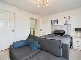 Hill End Crescent, LEEDS thumb 3