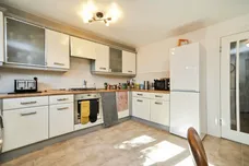 Hill End Crescent, LEEDS