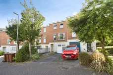 Hill End Crescent, LEEDS