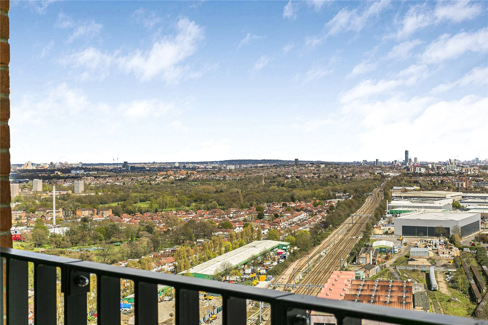Healum Avenue, Southall, UB2 Image 10