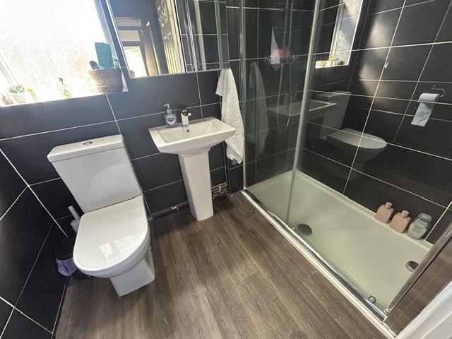 Greenwood Close, Byfield, Daventry Image 8