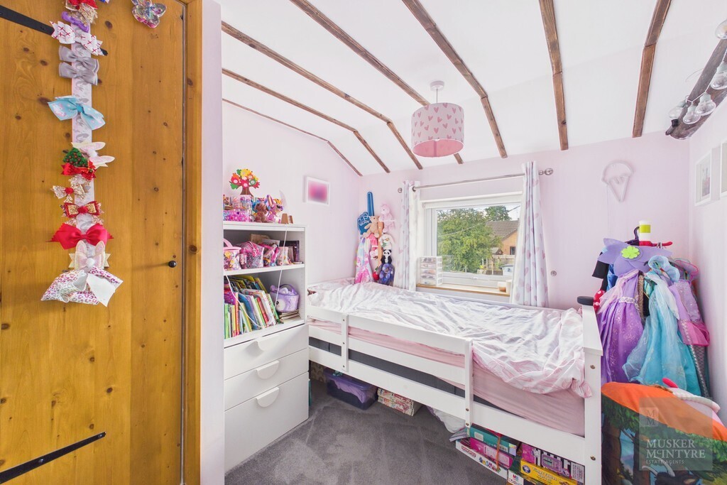 Factory Close, Harleston Image 12