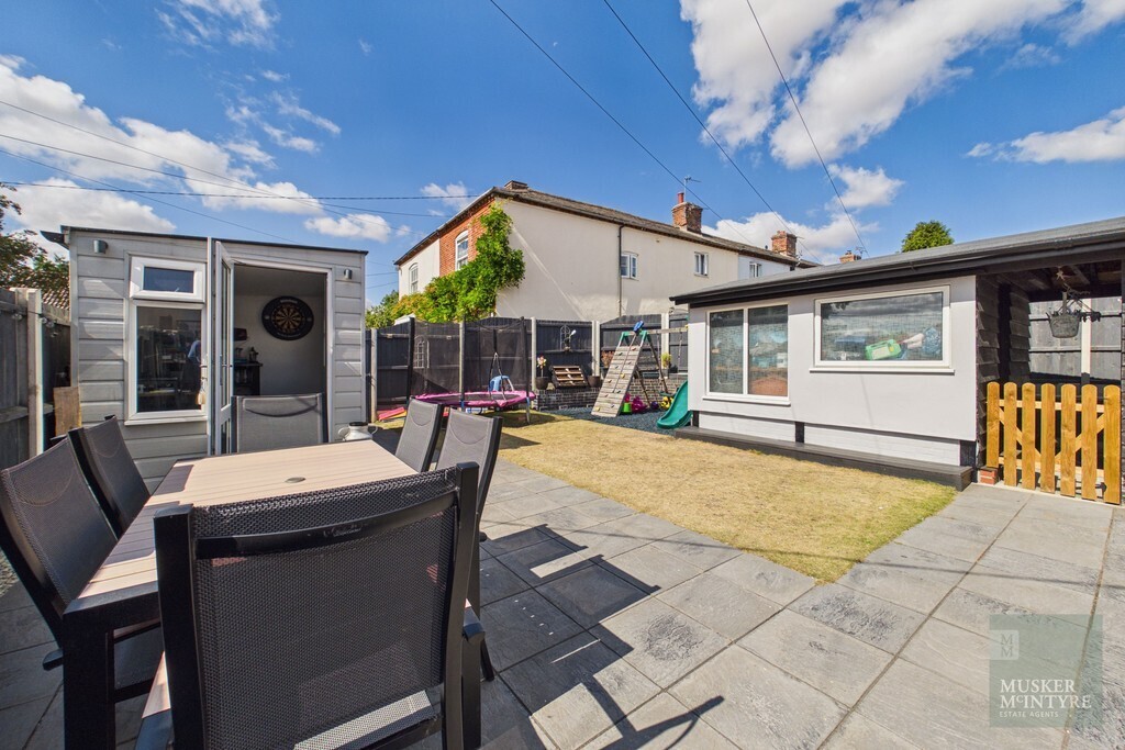 Factory Close, Harleston Image 15