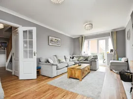 Cordwainer Close, Kedington, Haverhill thumb 3