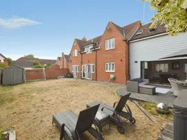 Cordwainer Close, Kedington, Haverhill thumb 3