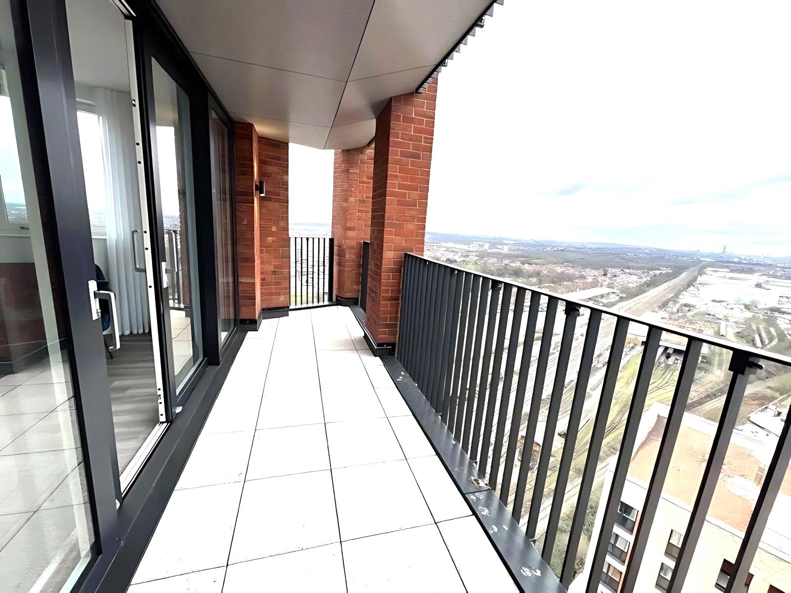 Healum Avenue, Southall, UB2 Image 12