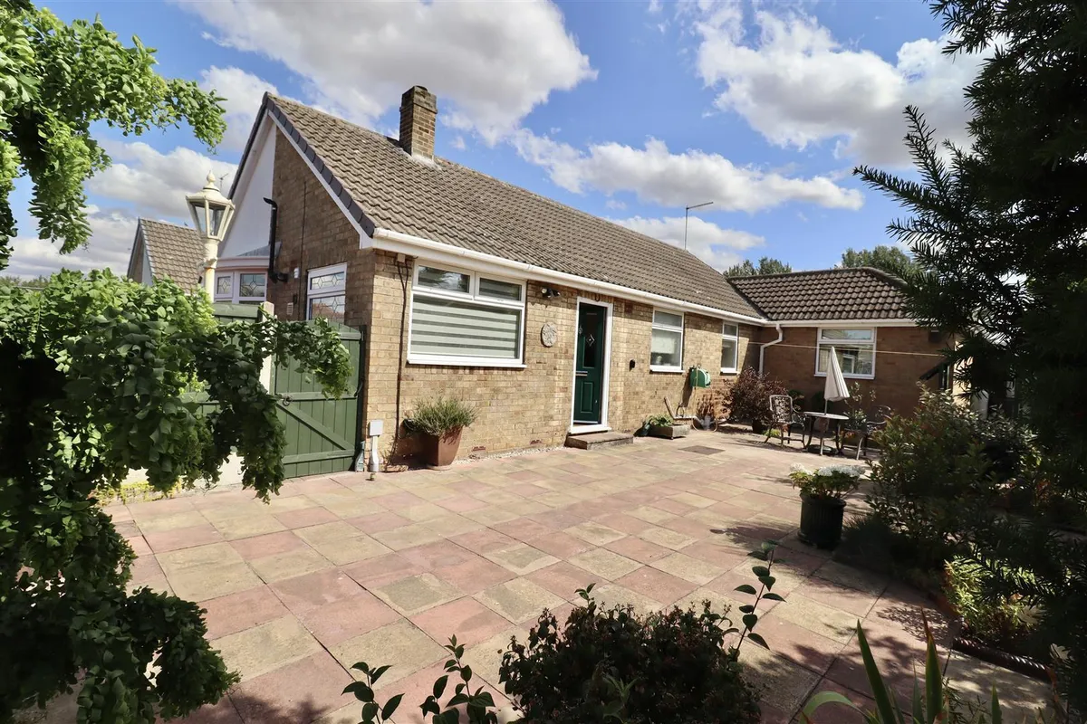 St. Stephens Crescent, Gilberdyke, Brough