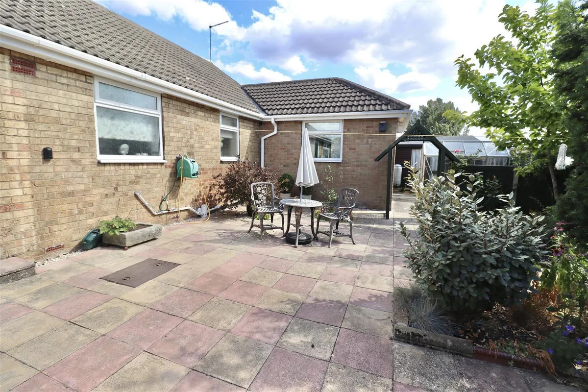 St. Stephens Crescent, Gilberdyke, Brough
