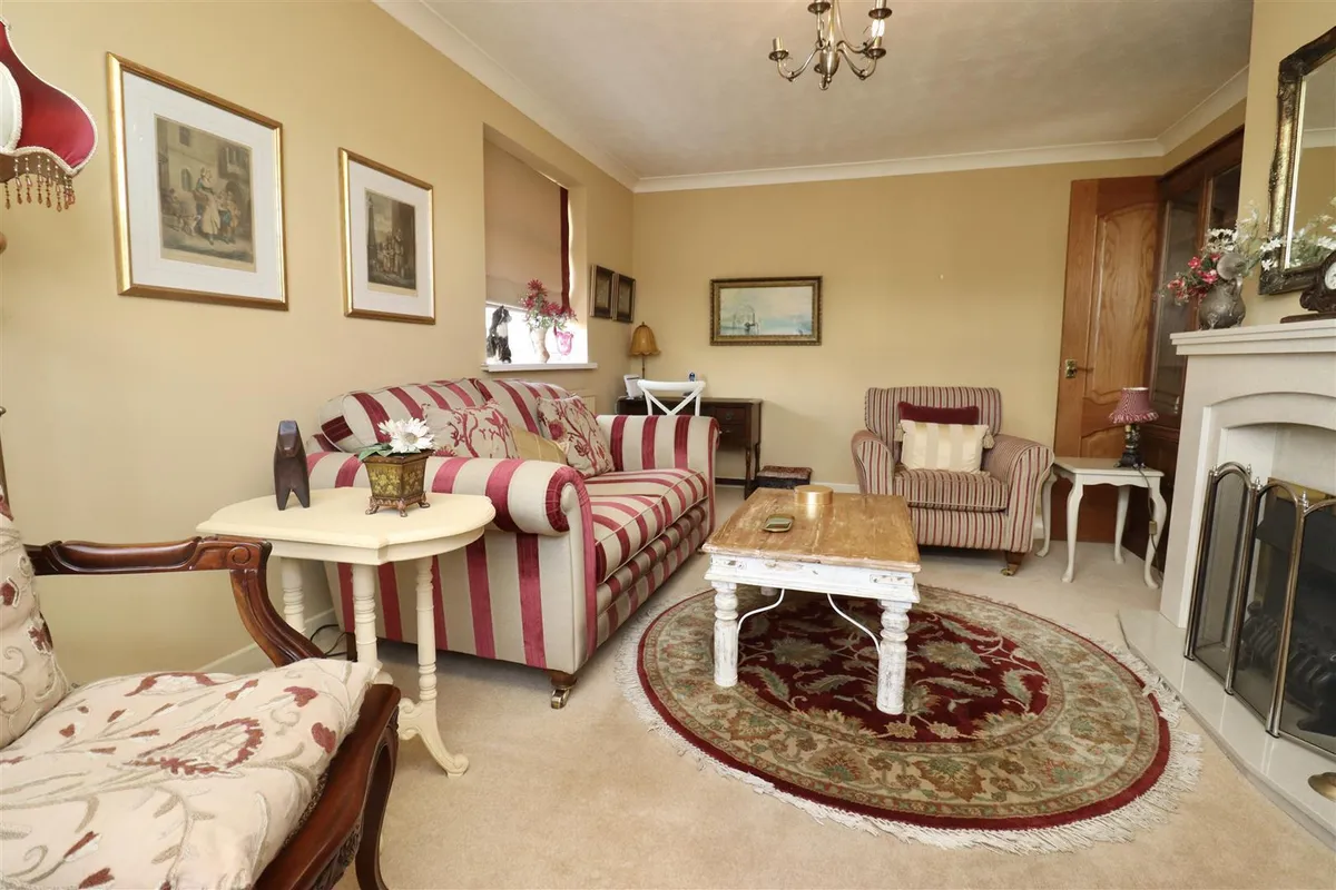 St. Stephens Crescent, Gilberdyke, Brough