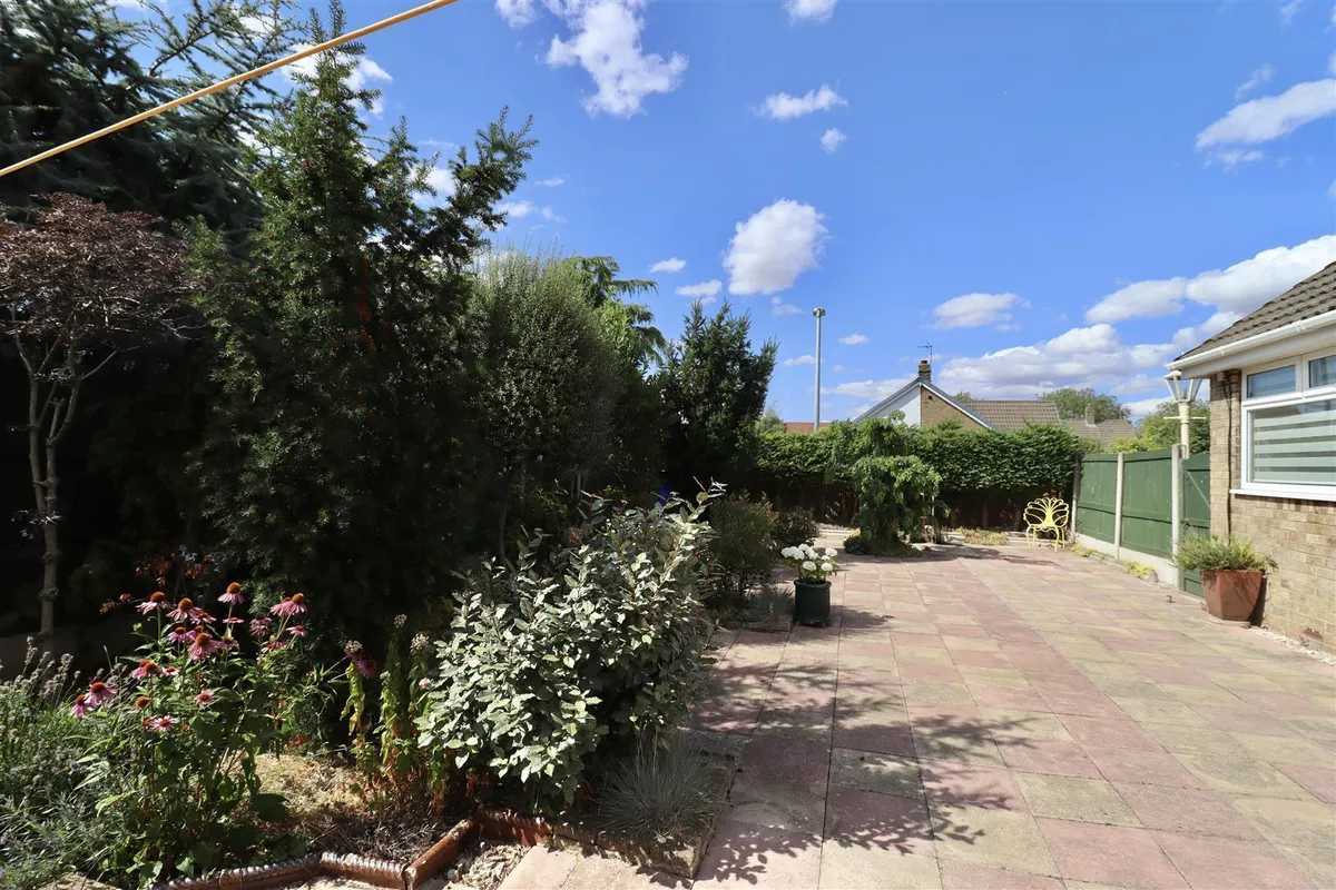 St. Stephens Crescent, Gilberdyke, Brough