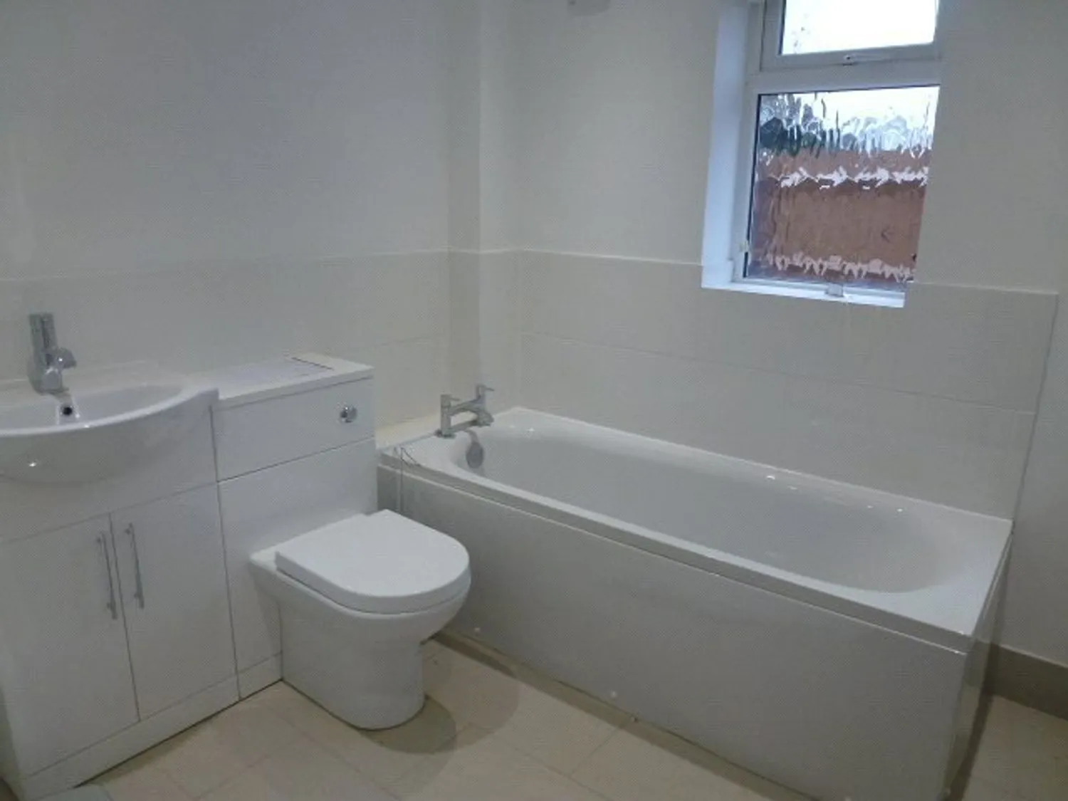 Main Road, Duston, NN5 photo 5