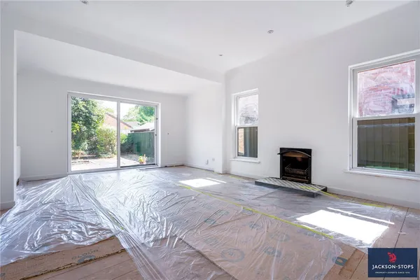 Duchess Drive, Newmarket, CB8 photo 4