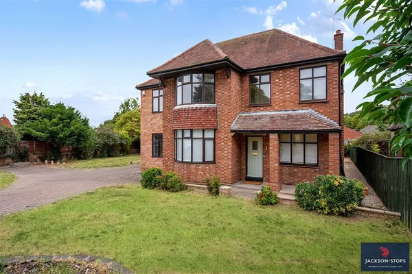 Duchess Drive, Newmarket, CB8 photo 5