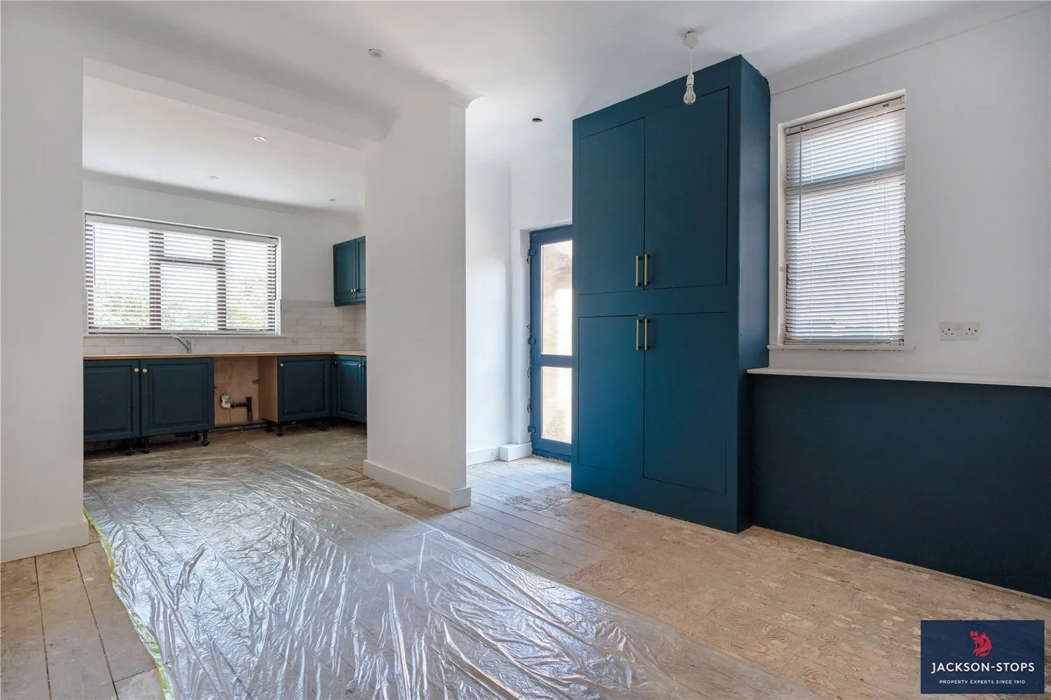 Duchess Drive, Newmarket, CB8 photo 11