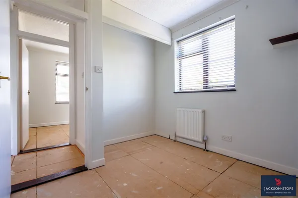 Duchess Drive, Newmarket, CB8 photo 17