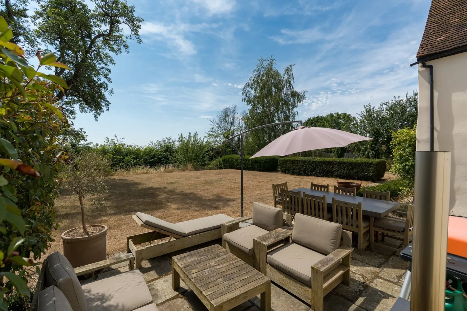 Wood Hall, Wormingford, CO6 photo 34