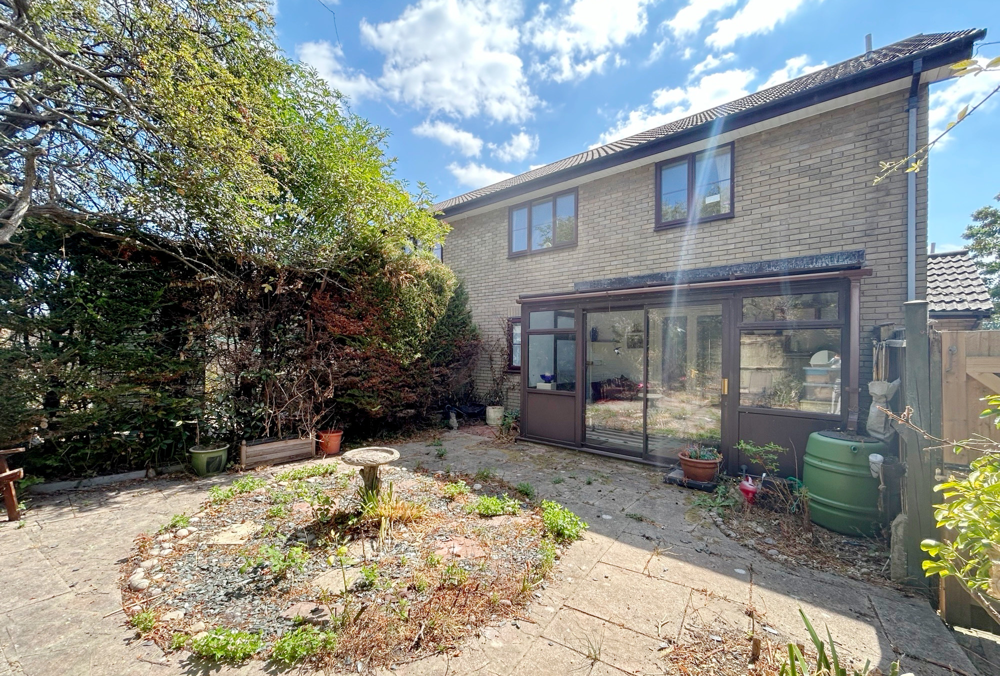 Lawn Close, Milford on Sea Image 2