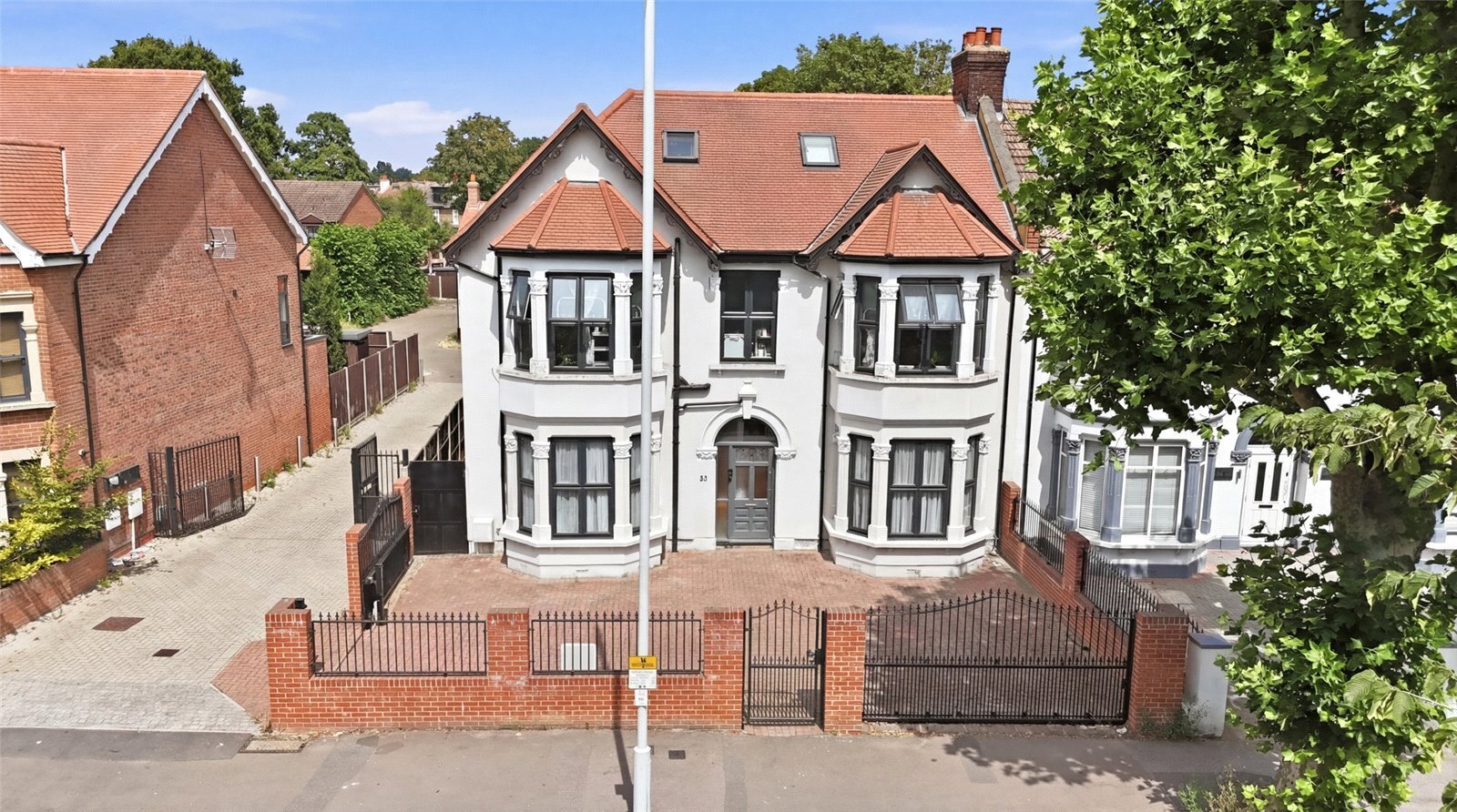 Aldersbrook Road, London, E12 Image 3