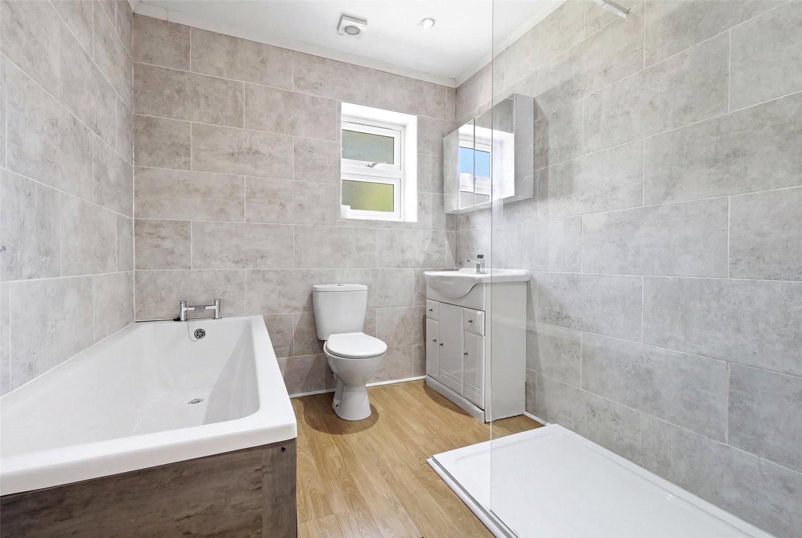 Aldersbrook Road, London, E12 Image 7
