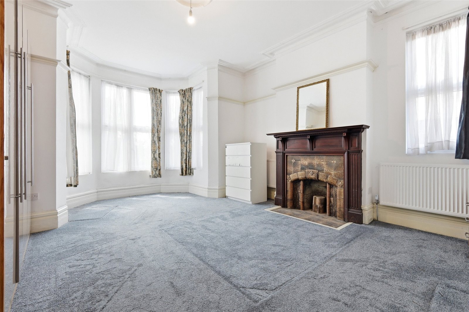 Aldersbrook Road, London, E12 Image 14