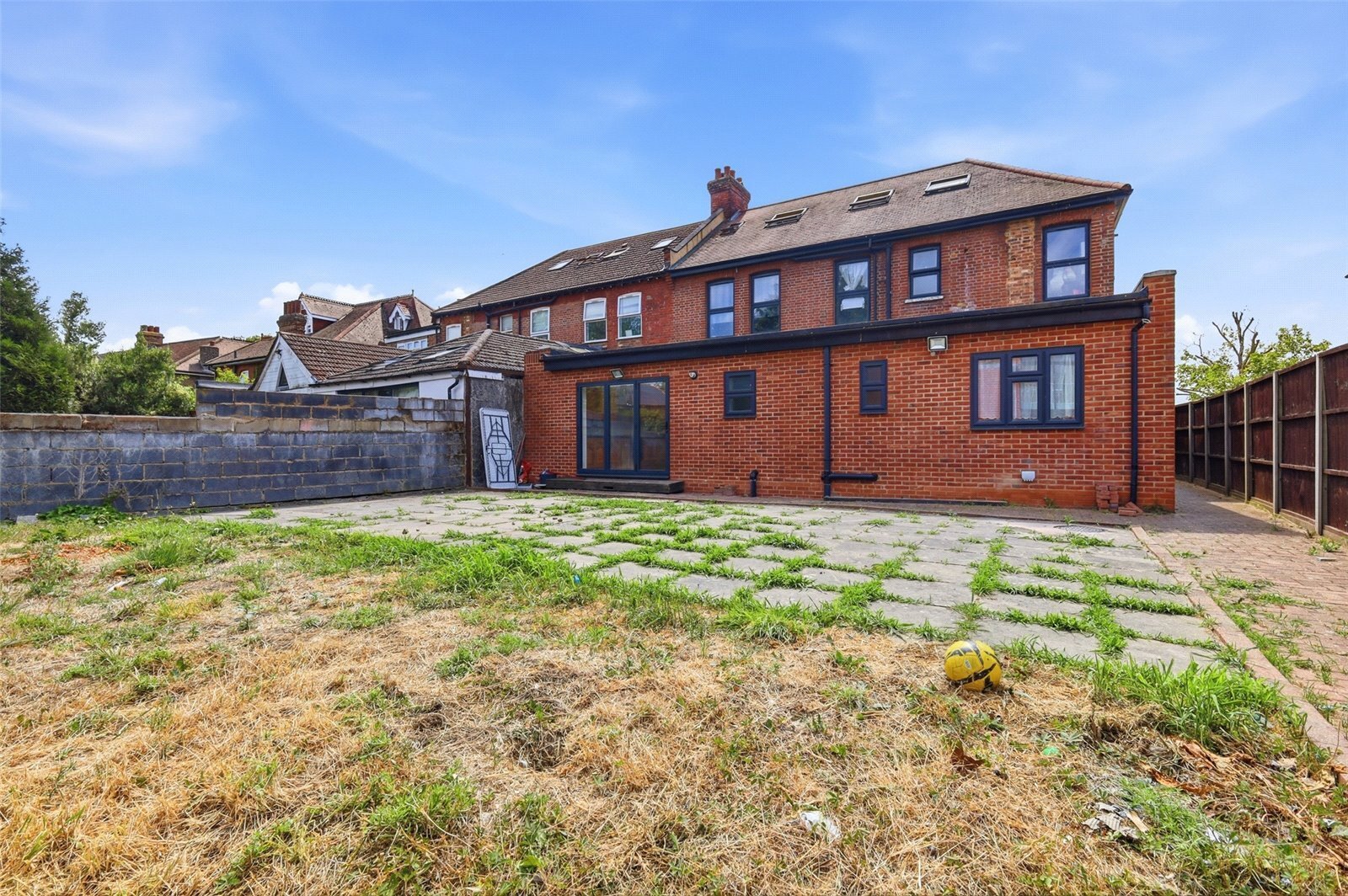 Aldersbrook Road, London, E12 Image 27