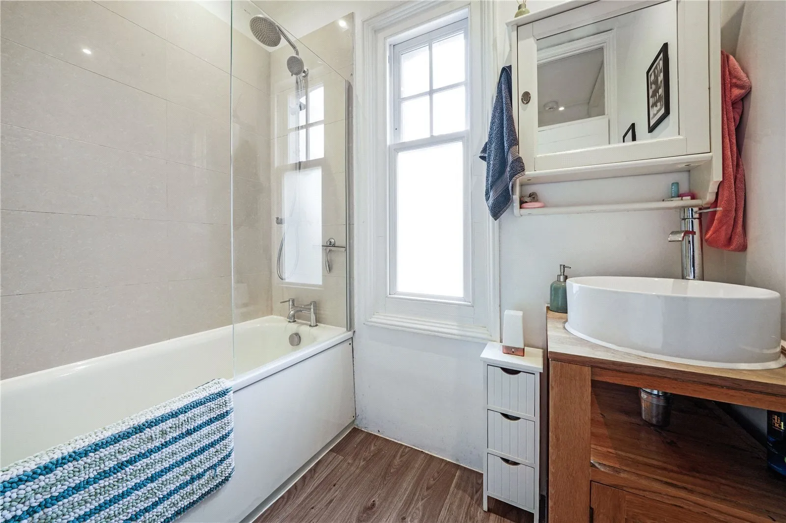 Hewitt Avenue, Wood Green, London, N22