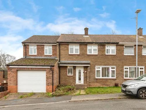 St. Marys Close, Arnold, Nottinghamphoto