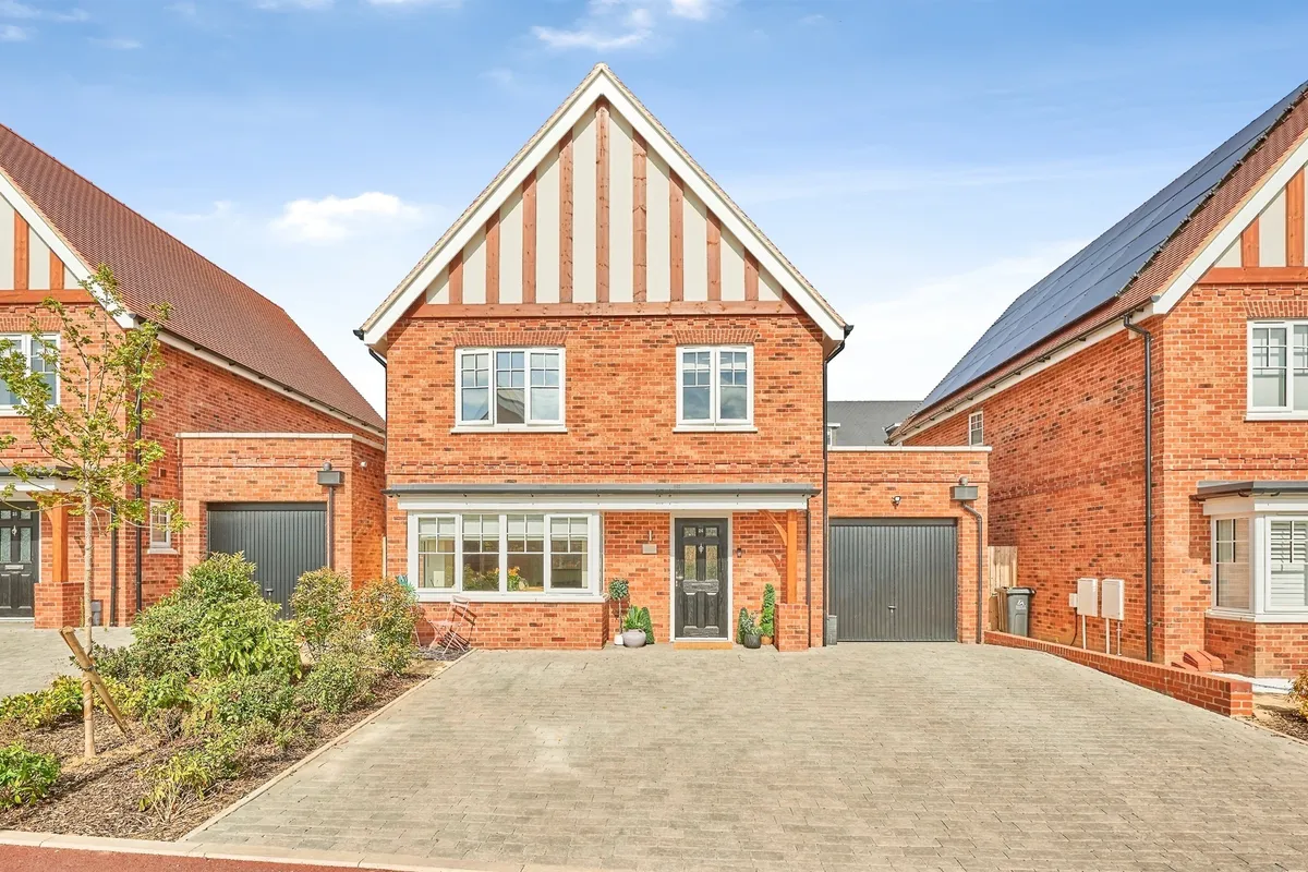 Dunbar Grove, Broxbourne
