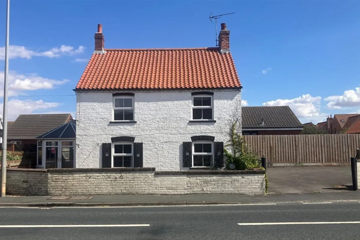 Main Street, Leconfield, BEVERLEY