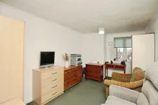 Curie Close, RUGBY