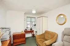 Curie Close, RUGBY