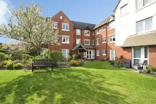 Curie Close, RUGBY