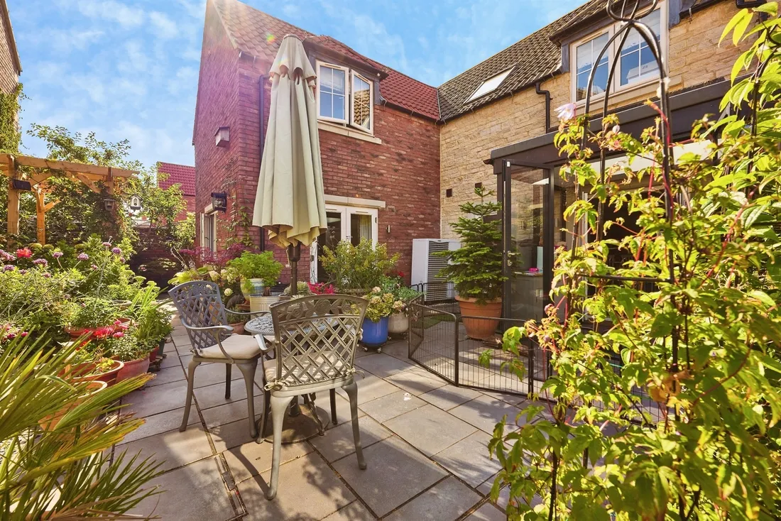Property photo 16