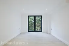 Bolters Lane, BANSTEAD