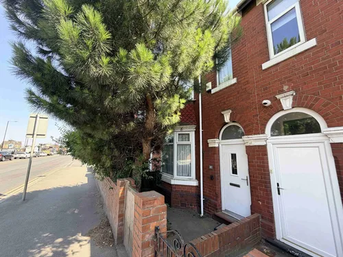 Warmsworth Road, Balby, Doncasterphoto