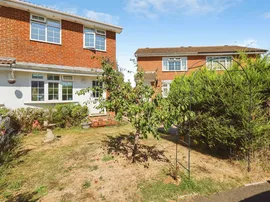 Quinnell Drive, Hailsham thumb 2