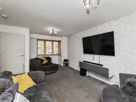 Diamond Drive, Upton, Pontefract thumb 3