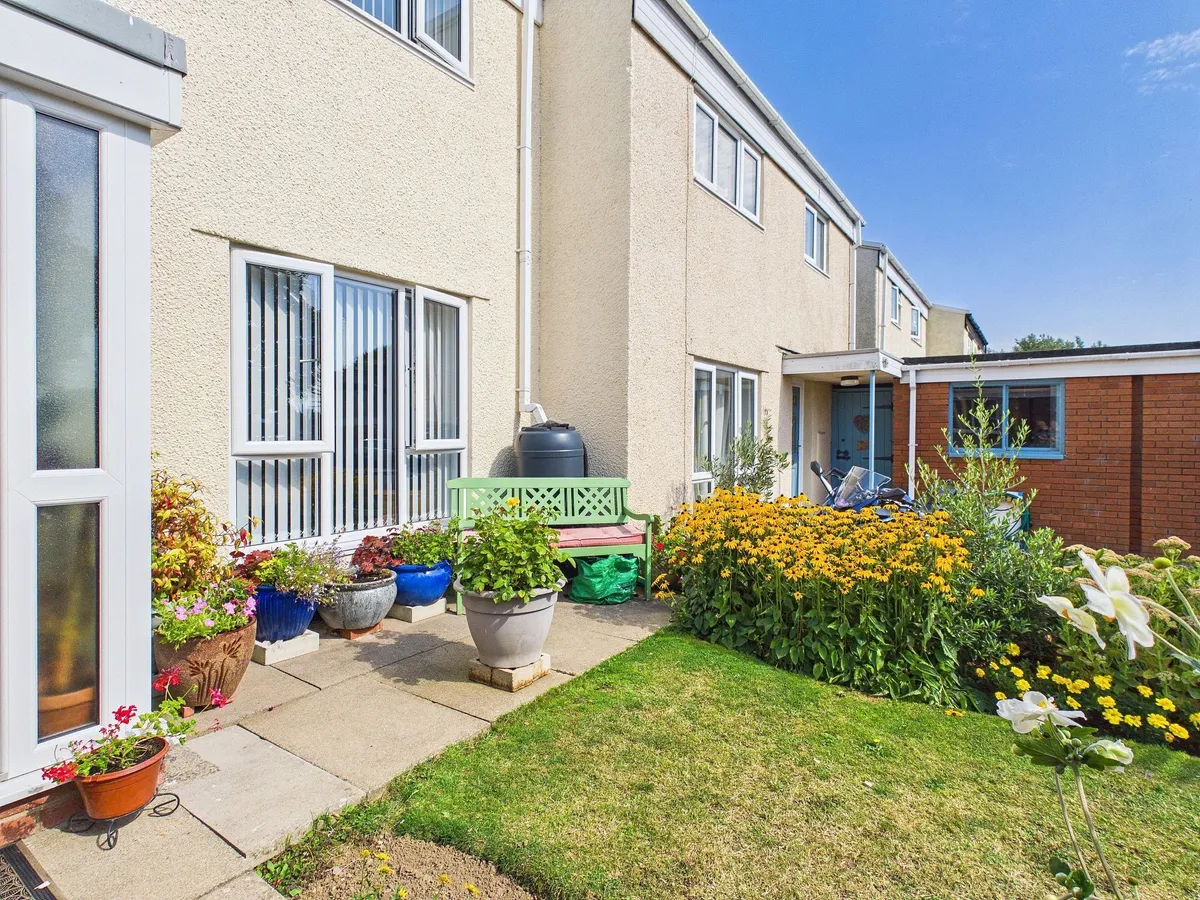 Drake Close, St. Athan, CF62