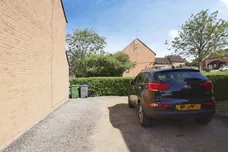 Highgrove Close, Calne