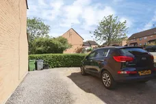 Highgrove Close, Calne