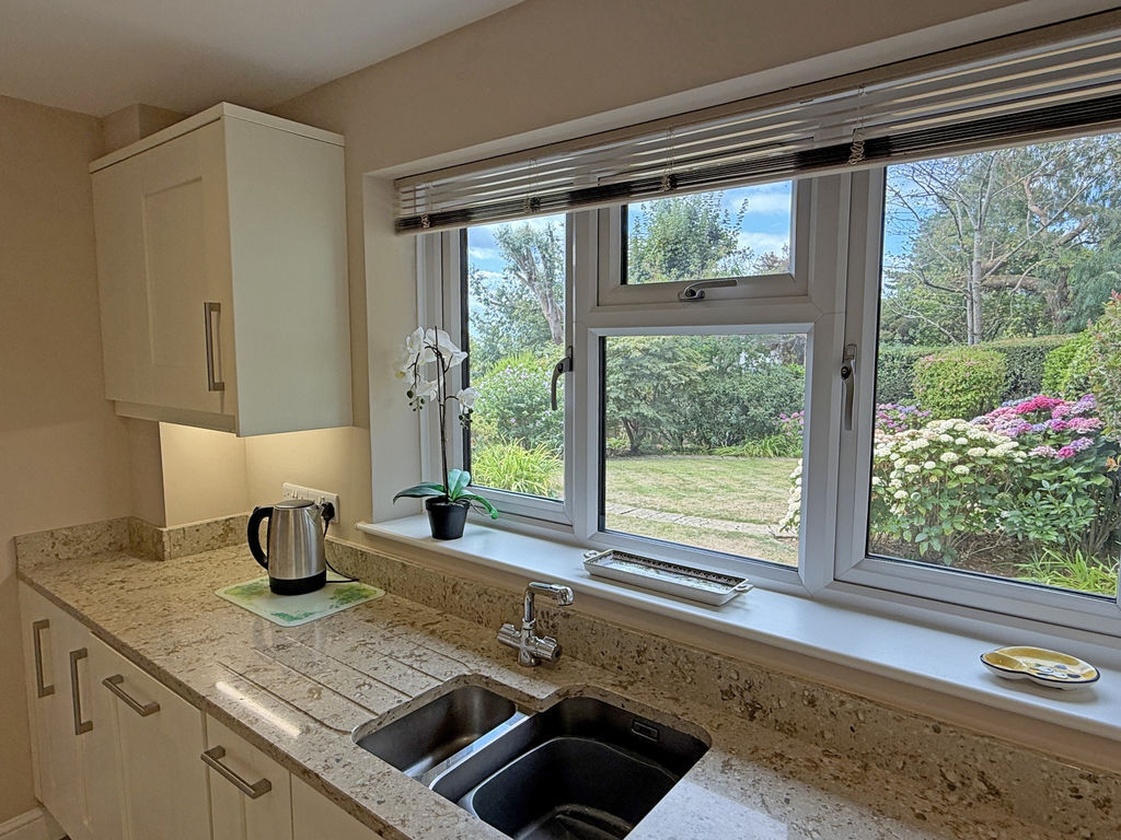Manstone Lane, Sidmouth Image 13