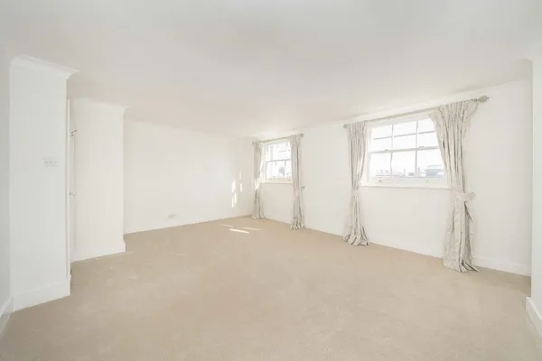 St. George's Drive, London, SW1V photo 5