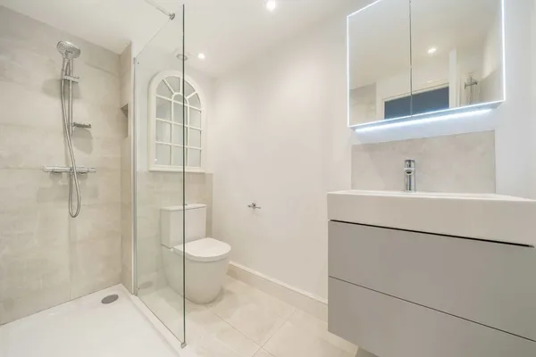 St. George's Drive, London, SW1V photo 6