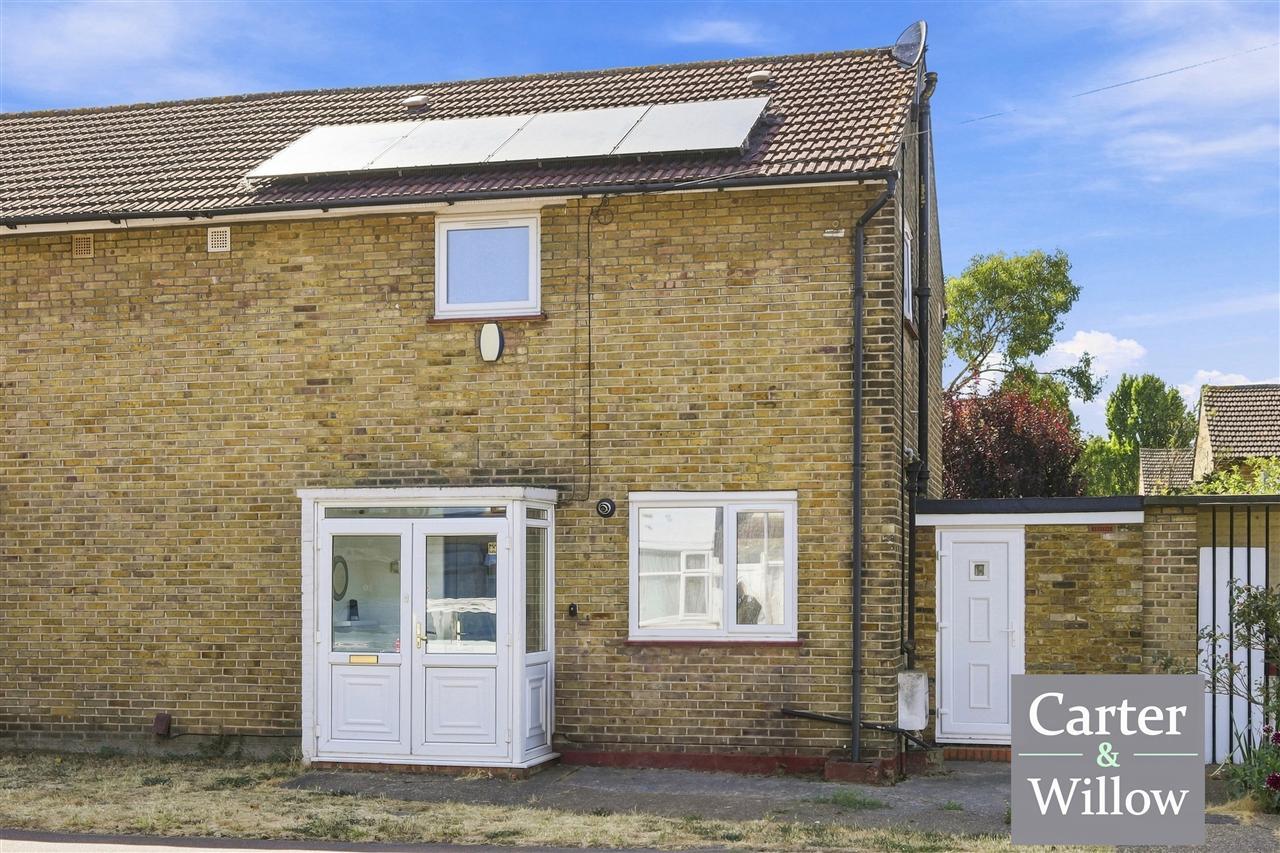 Frizlands Lane, Essex Image 1
