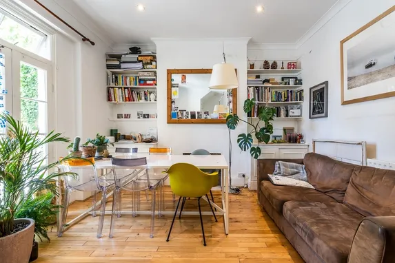Lambourn Road, SW4