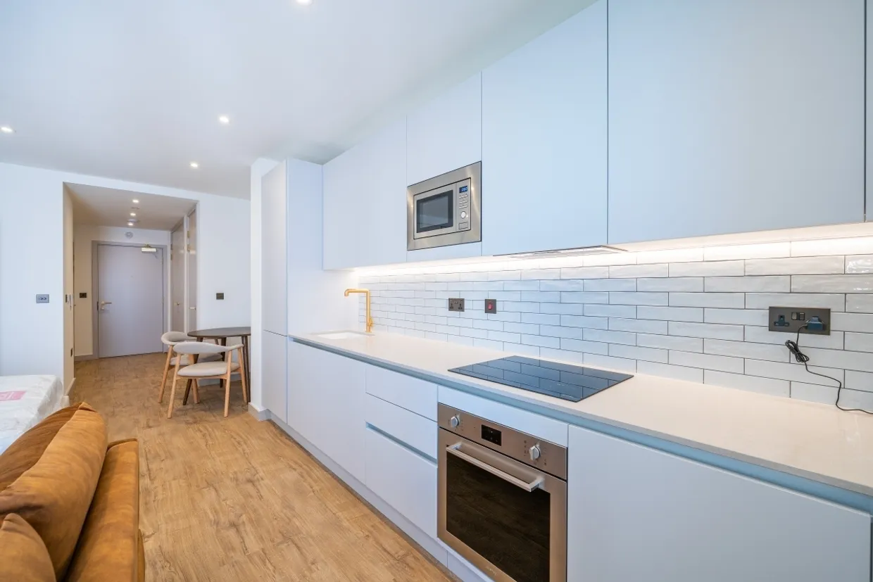 The Eades, 11 Selborne Road London E17 photo 4