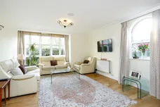 Keble Place Barnes SW13 photo 1