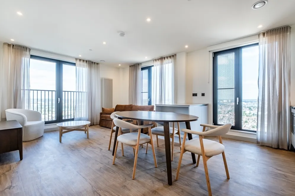 The Eades, 11 Selborne Road London E17 photo 2