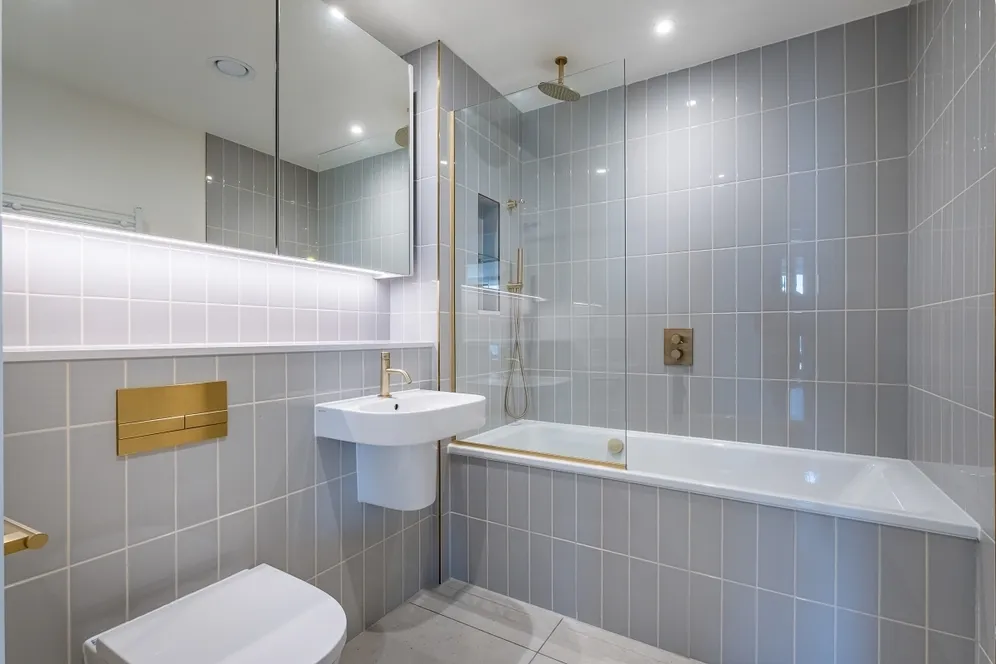 The Eades, 11 Selborne Road London E17 photo 7
